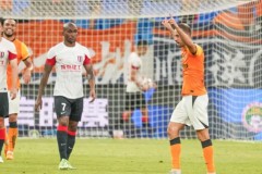 3-0到2-2！英超争冠格局生变，阿森纳热刺稳了，曼城恐创29年最差开局